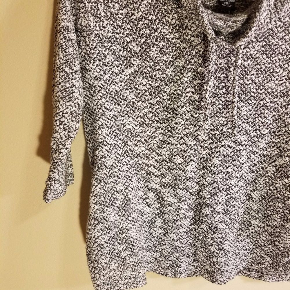 LA Threads sweater - Picture 5 of 8